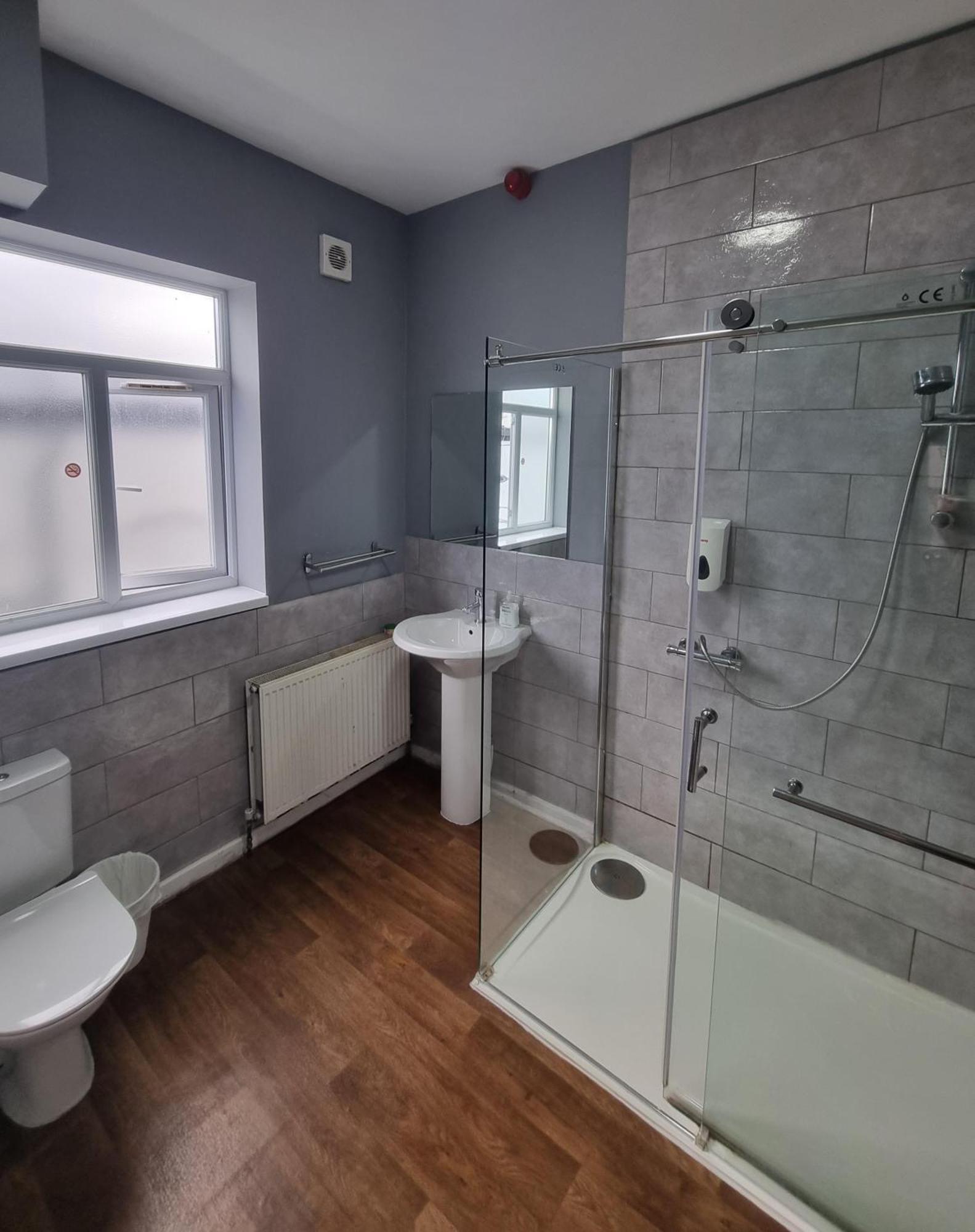 Xtasia Adult Hotel - Adults Only Уэст-Бромидж Экстерьер фото